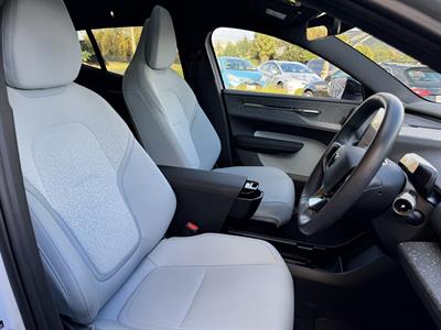 2024 Volvo EX30 - Thumbnail