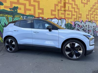 2024 Volvo EX30 - Thumbnail