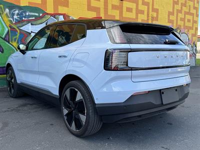 2024 Volvo EX30 - Thumbnail