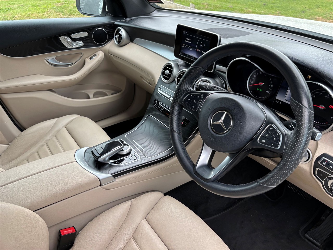 2018 Mercedes-Benz GLC 250