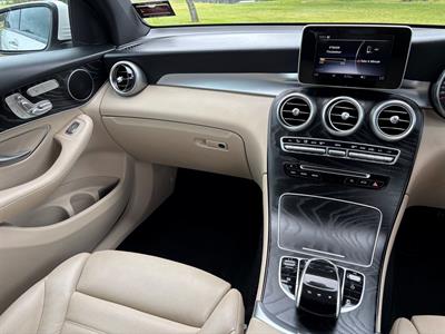 2018 Mercedes-Benz GLC 250 - Thumbnail