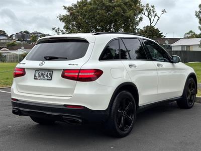 2018 Mercedes-Benz GLC 250 - Thumbnail