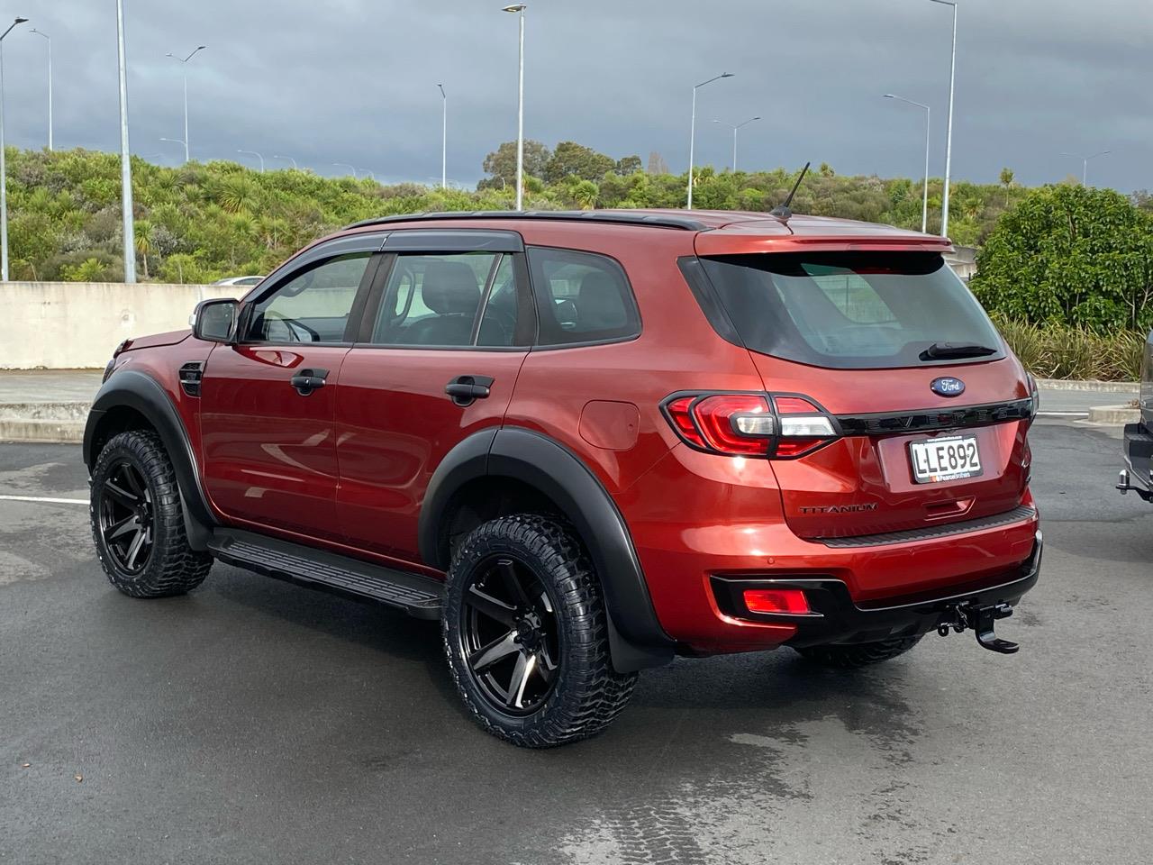 2018 Ford Everest