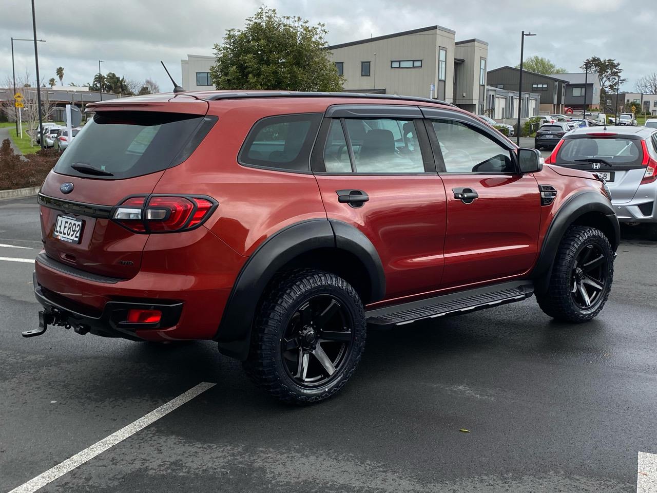 2018 Ford Everest