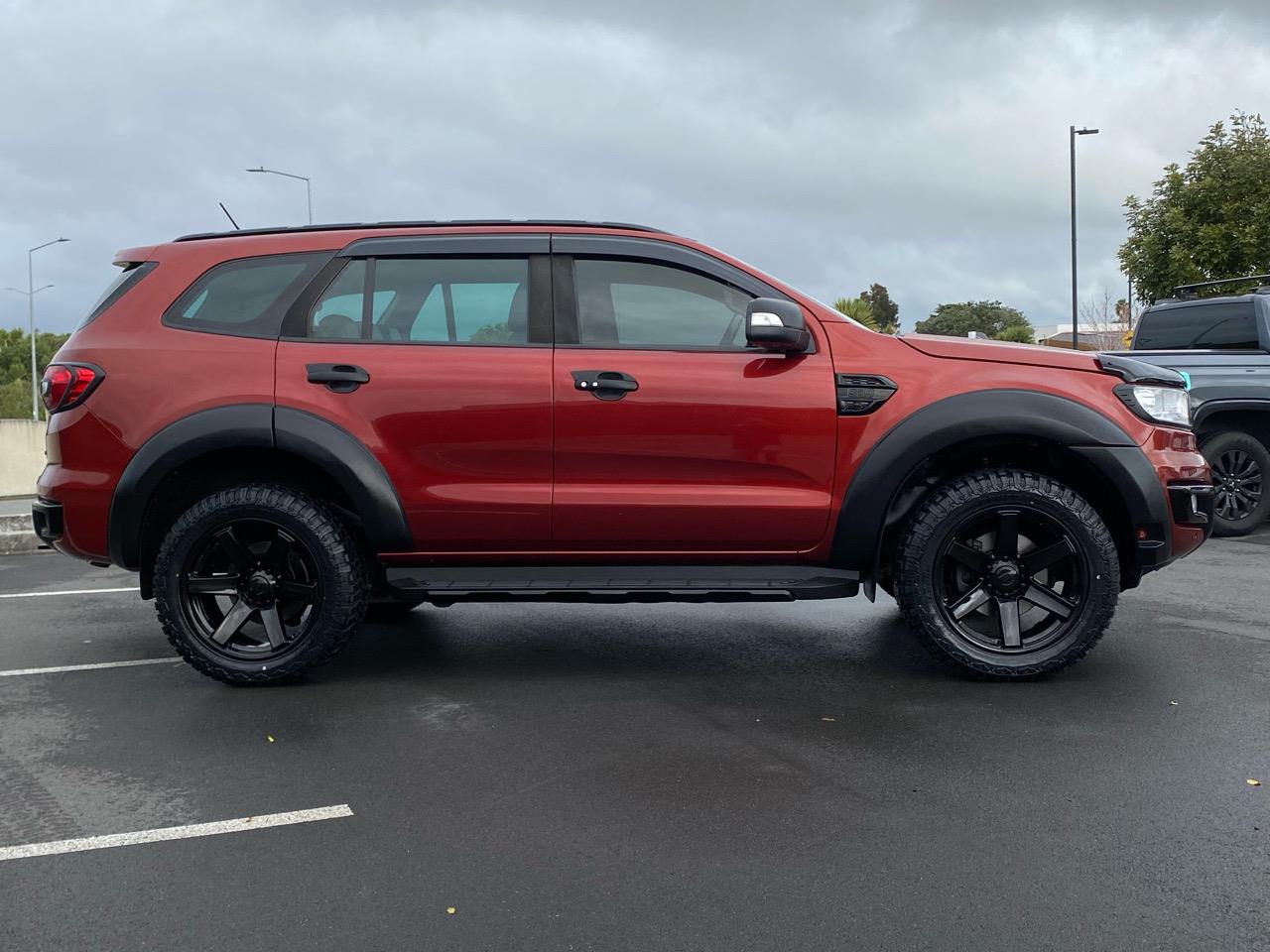 2018 Ford Everest