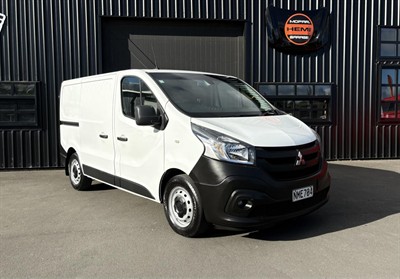 2021 Mitsubishi Express