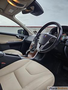 2015 Volvo Xc60 - Thumbnail
