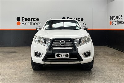 2016 Nissan Navara - Thumbnail