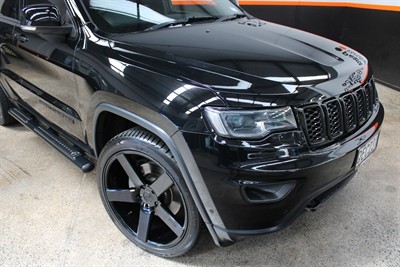 2018 Jeep Grand Cherokee - Thumbnail