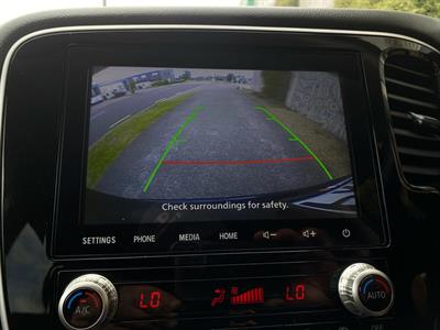 2022 Mitsubishi Outlander - Thumbnail