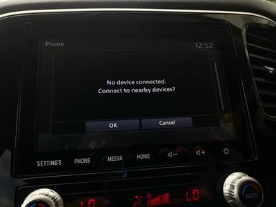 2022 Mitsubishi Outlander - Thumbnail