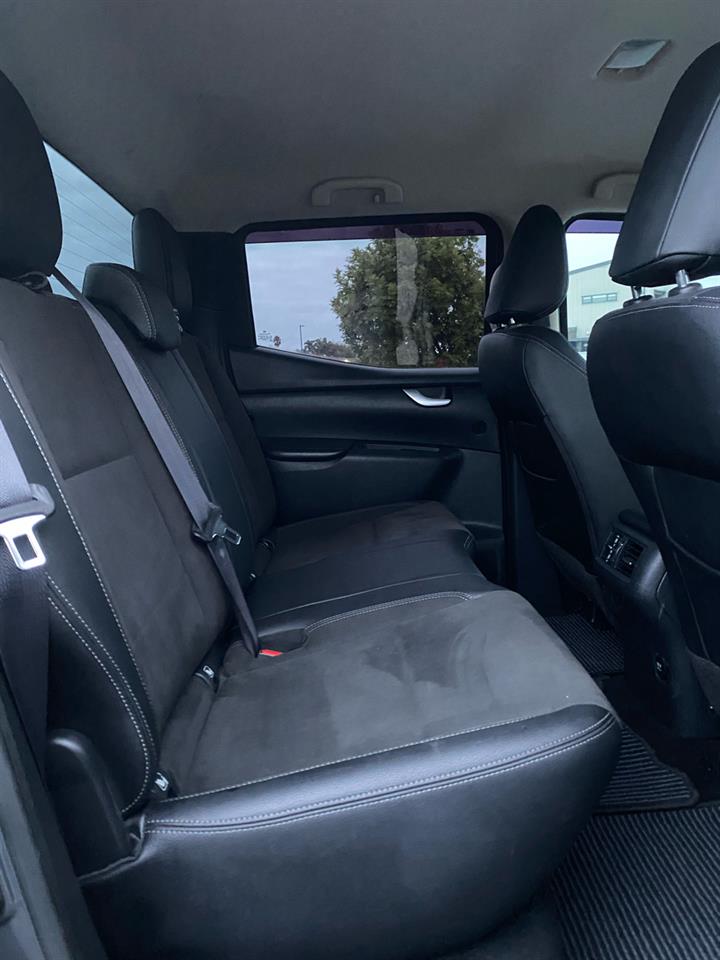 2020 Mercedes-Benz X-Class