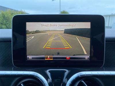 2020 Mercedes-Benz X-Class - Thumbnail