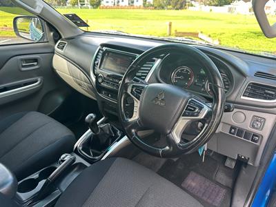 2016 Mitsubishi Triton - Thumbnail