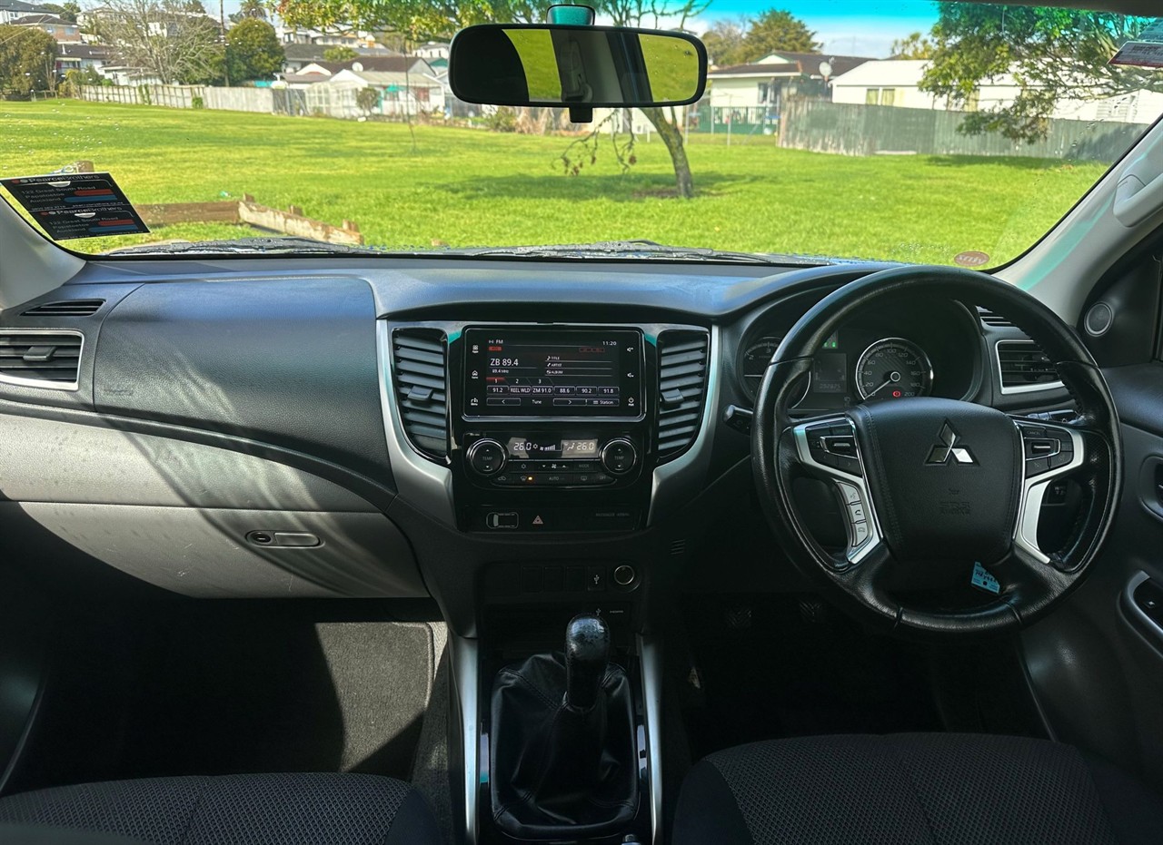 2016 Mitsubishi Triton