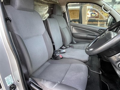 2013 Nissan Nv350 - Thumbnail