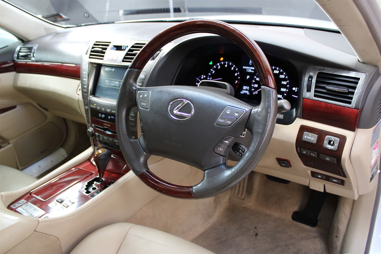 2007 Lexus Ls460