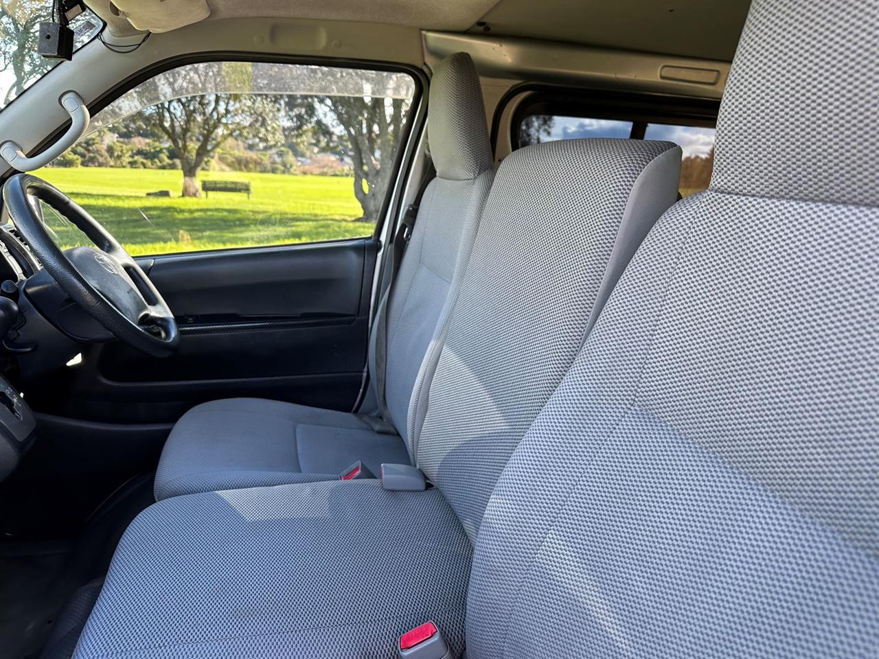 2007 Toyota Hiace