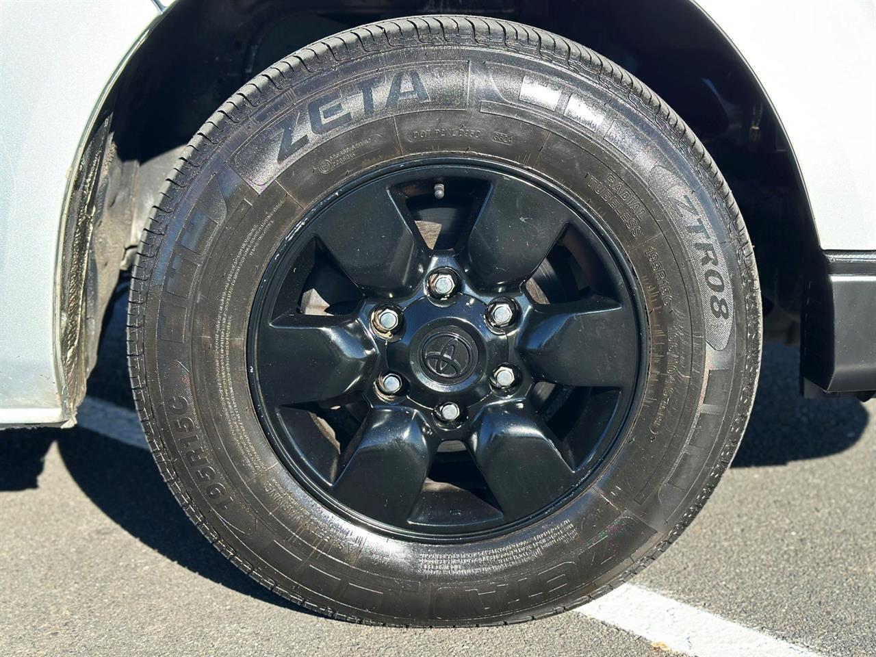 2007 Toyota Hiace