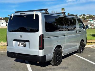 2007 Toyota Hiace - Thumbnail