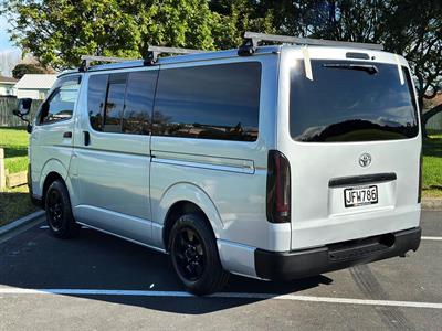 2007 Toyota Hiace - Thumbnail