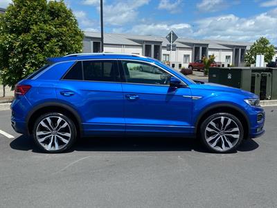 2021 Volkswagen T-Roc - Thumbnail