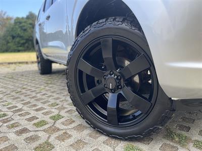 2017 Nissan Navara - Thumbnail