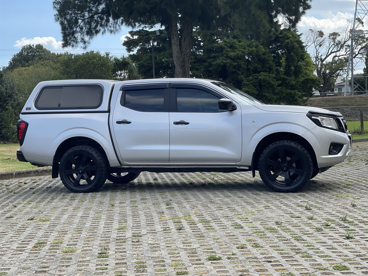 2017 Nissan Navara