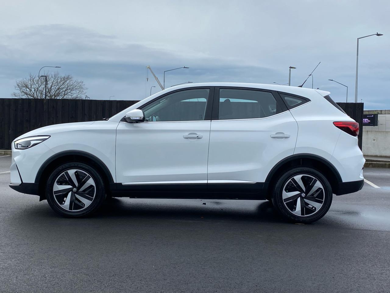 2023 MG ZS