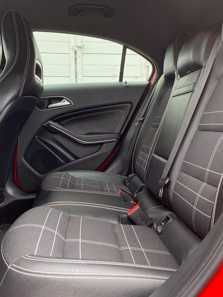 2013 Mercedes-Benz A180