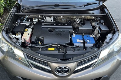 2013 Toyota RAV4 - Thumbnail