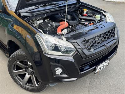 2017 Isuzu D-Max - Thumbnail