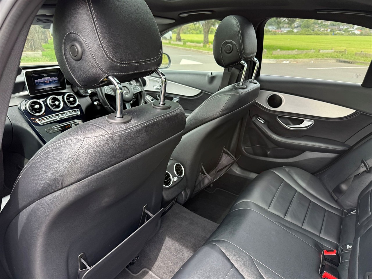 2015 Mercedes-Benz C 250