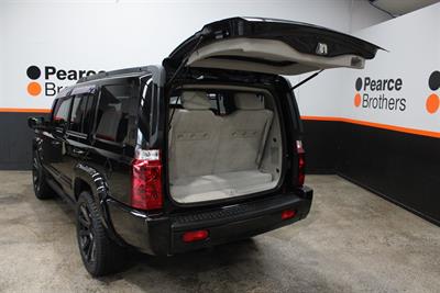 2007 Jeep Commander - Thumbnail