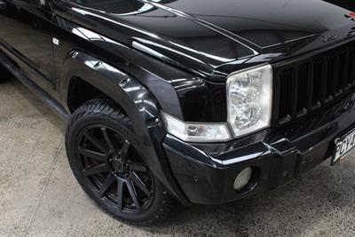 2007 Jeep Commander - Thumbnail