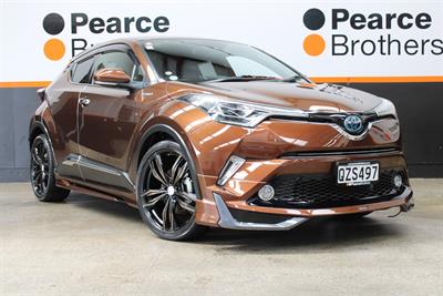 2017 Toyota C-HR - Thumbnail