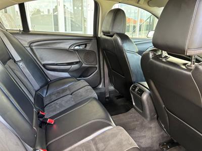 2017 Holden Commodore - Thumbnail