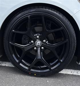 2017 Holden Commodore - Thumbnail