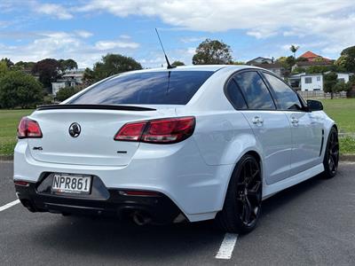 2017 Holden Commodore - Thumbnail