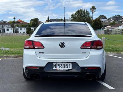 2017 Holden Commodore - Thumbnail