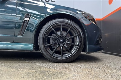 2015 Holden Commodore - Thumbnail