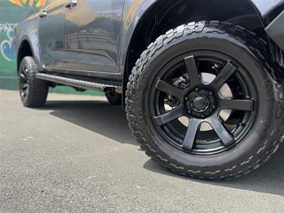 2021 Isuzu D-Max - Thumbnail