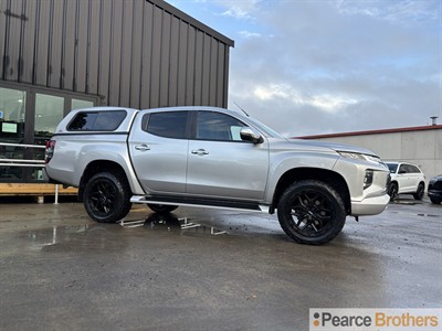 2021 Mitsubishi Triton - Thumbnail