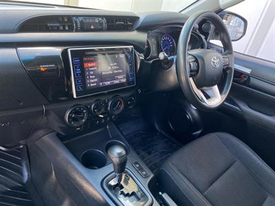 2019 Toyota Hilux - Thumbnail