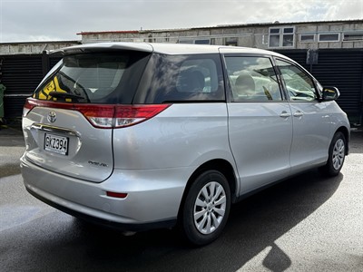 2012 Toyota Estima - Thumbnail