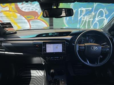 2021 Toyota Hilux - Thumbnail