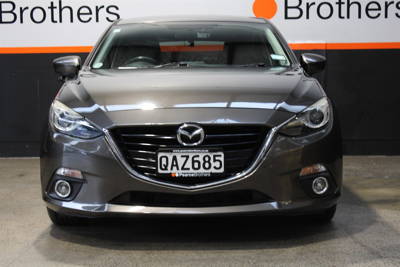 2013 Mazda Axela