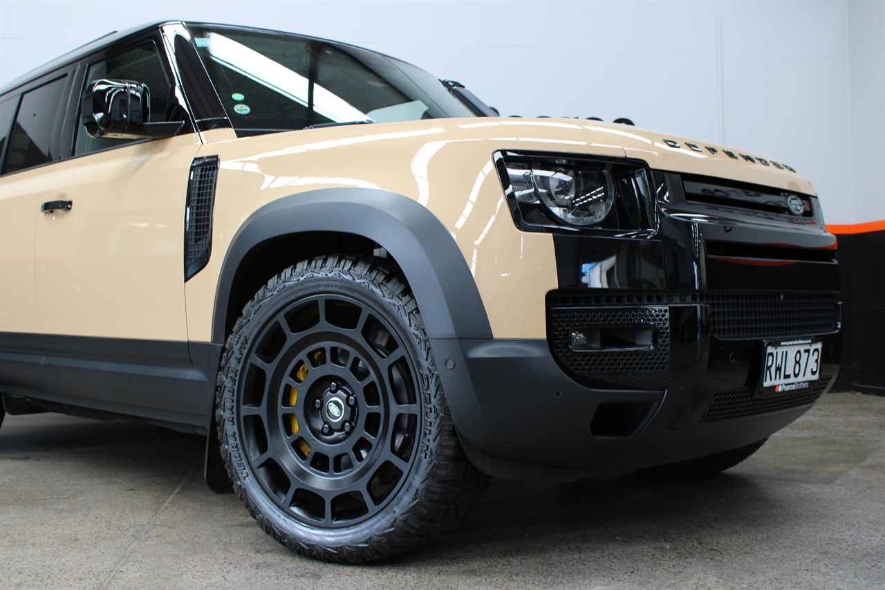 2023 Land Rover Defender