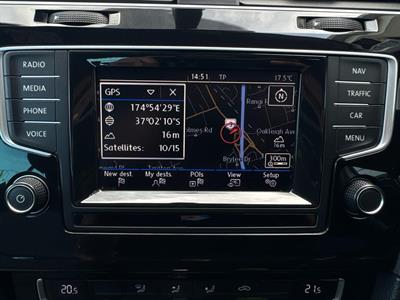 2015 Volkswagen Golf - Thumbnail