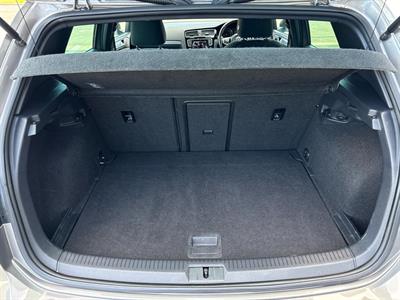 2015 Volkswagen Golf - Thumbnail